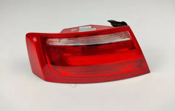 Audi A5 8T 8F Rear/tail lights 8T0945095F