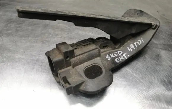 Skoda Octavia Mk2 (1Z) Accelerator throttle pedal 1K2721503M