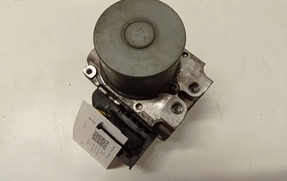 Mazda 6 ABS Pump GAM7437A0 1338004451 K0089