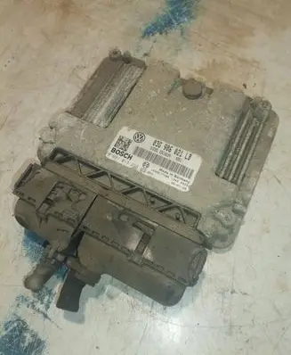 Skoda Octavia Mk2 (1Z) Engine control unit/module 03G906021LB