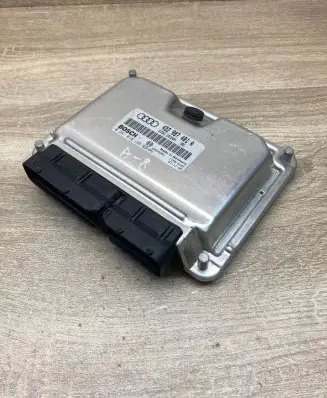 Audi A8 S8 D2 4D Engine control unit/module ECU 4D2907401A 0281010495