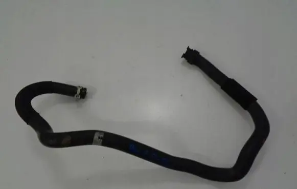 Peugeot 308 Engine coolant pipe/hose 9675881380