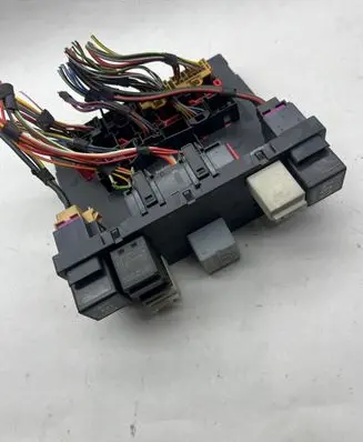 Volkswagen Touran I Comfort/convenience module 3C0937049D F005V00525 H37S1002