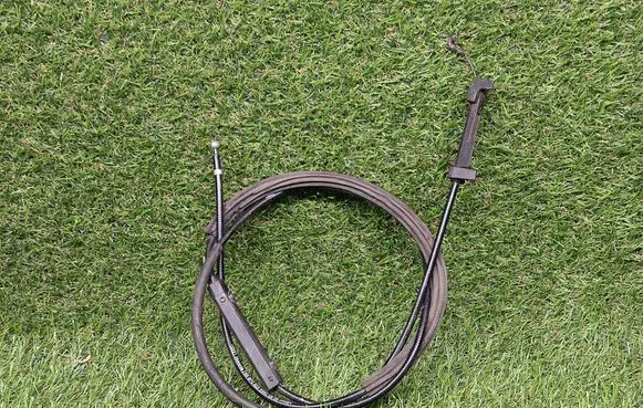 Audi A3 S3 8L Engine bonnet/hood lock release cable 8P0823535C 8P2823531C