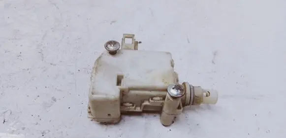 Volkswagen Golf IV Central locking motor 3B0959781B