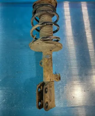 Toyota Avensis T250 Front shock absorber with coil spring