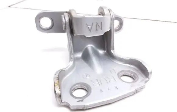 Subaru Impreza II Rear door upper hinge RUR