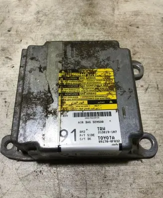 Toyota Corolla Verso E121 Airbag control unit/module 891700F032 213819107 04670688F8