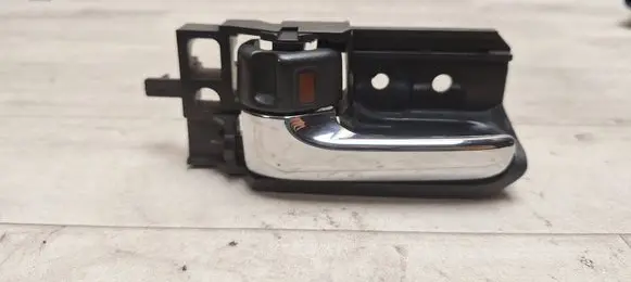 Toyota Avensis T250 Front door interior handle 50594A1