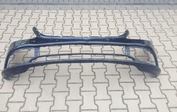 Mercedes-Benz C W205 Front bumper