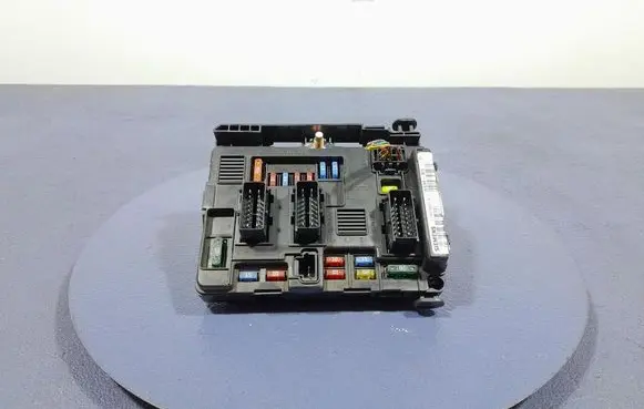 Citroen C3 Fuse box set 9650618480