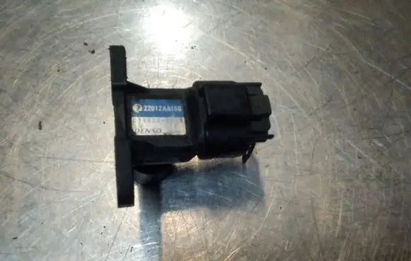 Subaru Legacy Air pressure sensor 22012AA150 0798005660