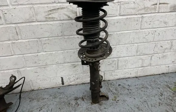 Mercedes-Benz E W212 Front shock absorber/damper
