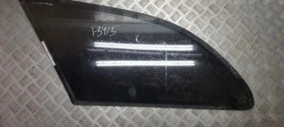 Mercedes-Benz C W202 Rear side window