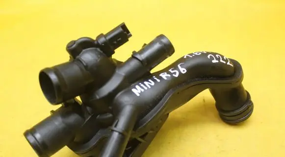 Mini One - Cooper Coupe R56 Thermostat housing 