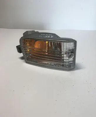Toyota RAV 4 (XA20) Front indicator light 4223 1598 9799