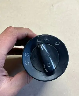 Volkswagen PASSAT B5 Light switch 1C0941531A 04052031 C1AK11083