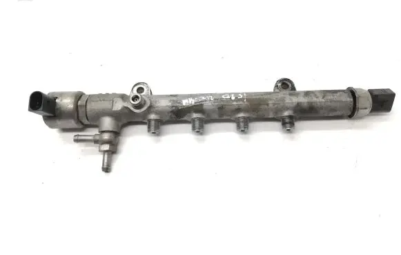 Mercedes-Benz E W212 Fuel main line pipe A6510700595