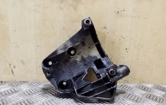BMW X5 E53 A/C compressor mount bracket 64557794174 7794174