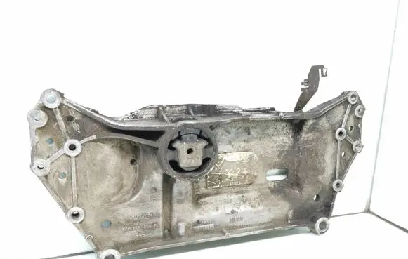 Volkswagen Touran I Front subframe 1K0199369F