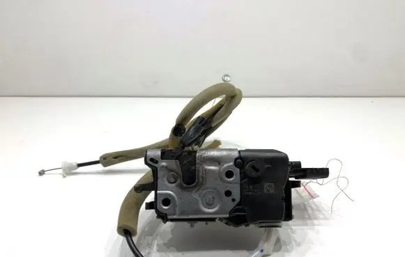 Citroen Berlingo Rear door lock PSA828417