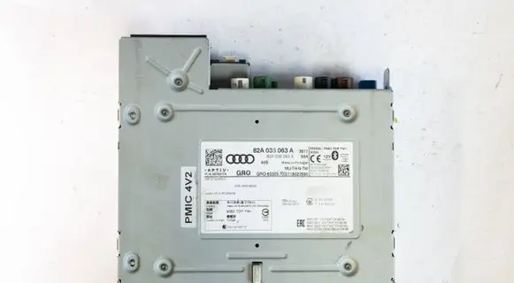 Audi Q3 F3 Radio/CD/DVD/GPS head unit 80A035063A