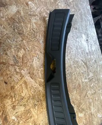 Land Rover Discovery Sport Other interior part FK72113A10AC8LAA 33100710