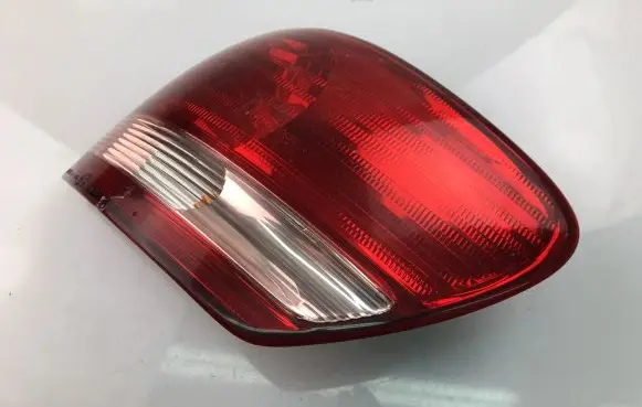 Toyota Avensis Verso Tailgate rear/tail lights
