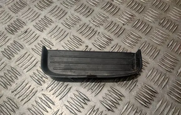 Ford Mustang VI Panel drawer/shelf pad FR3B633045M97A
