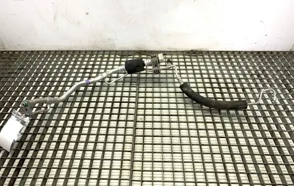 Air conditioning (A/C) pipe/hose