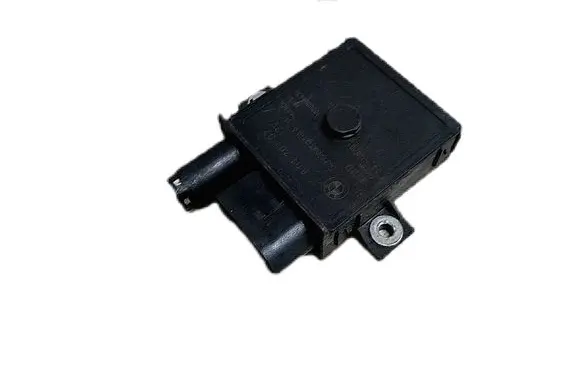 BMW 5 E60 E61 Glow plug pre-heat relay 780120102