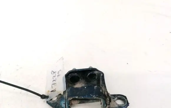 Toyota Avensis Verso Tailgate/trunk/boot hinge