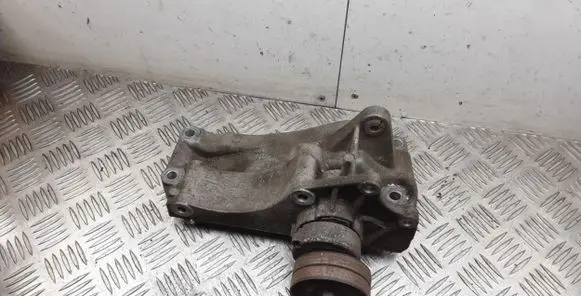 Volkswagen Golf IV Engine mounting bracket 030145169H