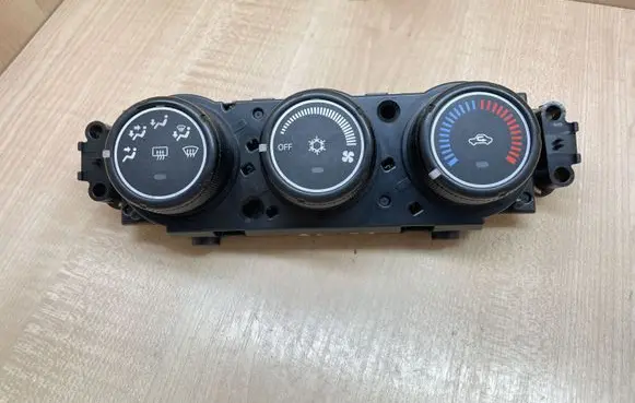 Mitsubishi Lancer X Climate control unit 7820A083XA 3853562