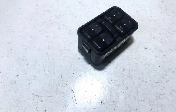 Opel Zafira A Electric window control switch 13363401 90561086