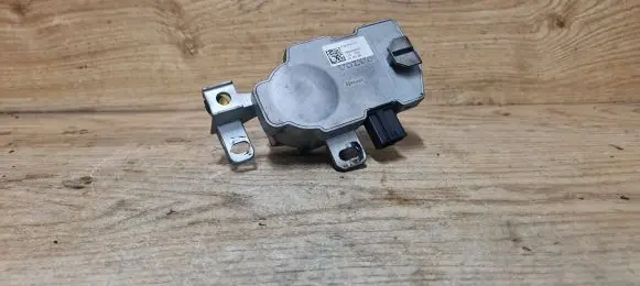 Volvo V50 Steering wheel lock P30776153