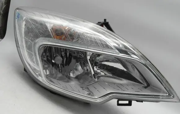 Opel Meriva B Headlight/headlamp 13253630 722556250 VP9PMX13005AE