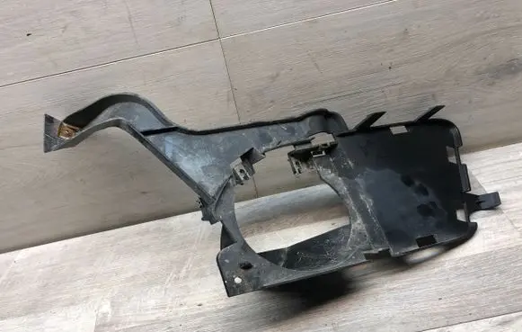 BMW 3 E92 E93 Fog light bracket 51118044377 15857711