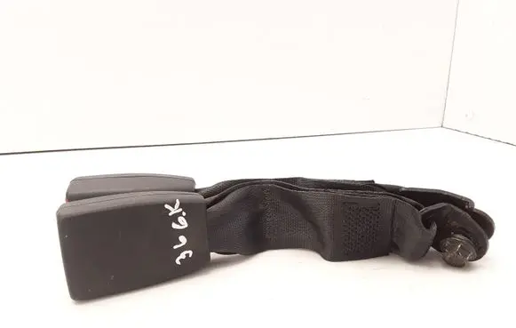 Hyundai Grandeur Rear seatbelt buckle 050721