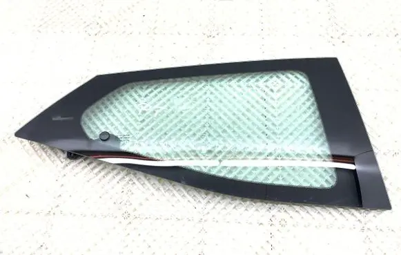 Toyota Aygo AB40 Rear door window glass 