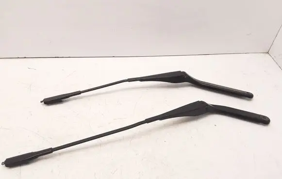 BMW 1 E81 E87 Windshield/front glass wiper blade 7169972 7169971 61617169972