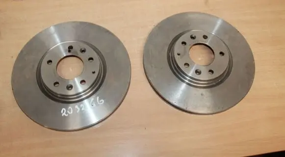 Mazda 6 Front brake disc 203266