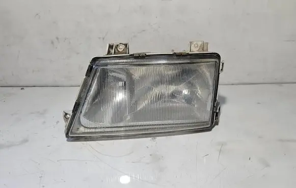 Mercedes-Benz Sprinter W901 W902 W903 W904 Headlight/headlamp 14377300