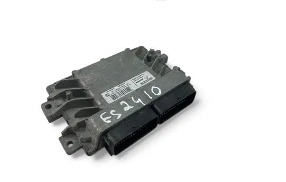 Dacia Sandero Engine control unit/module ECU 8201022671 8201022666