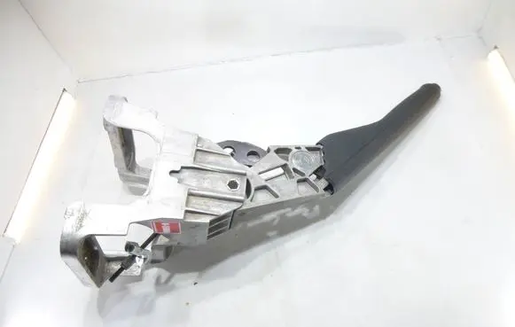 Volkswagen Caddy Hand brake release handle 1T1711303M 00000990