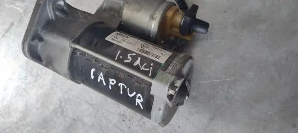Renault Captur Starter motor 233006508R