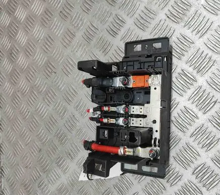 Mercedes-Benz GLE W167 Fuse module A1675400843