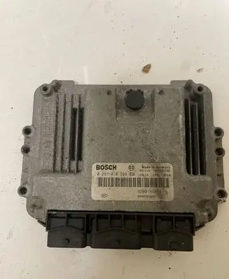 Renault Megane II Engine control unit/module 0281010769