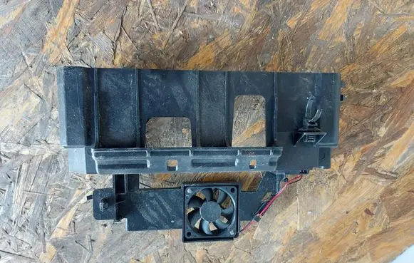 Jaguar E-Pace Other engine bay part M8D212C525AA