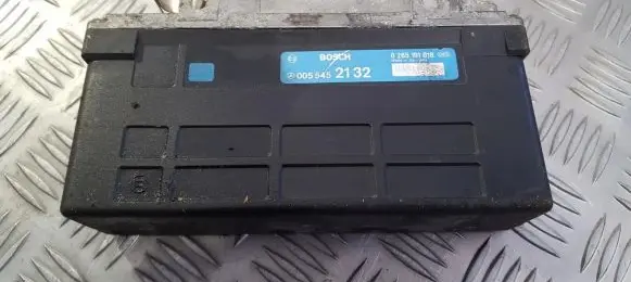 Mercedes-Benz E W124 ABS control unit/module 0055452132 0265101018